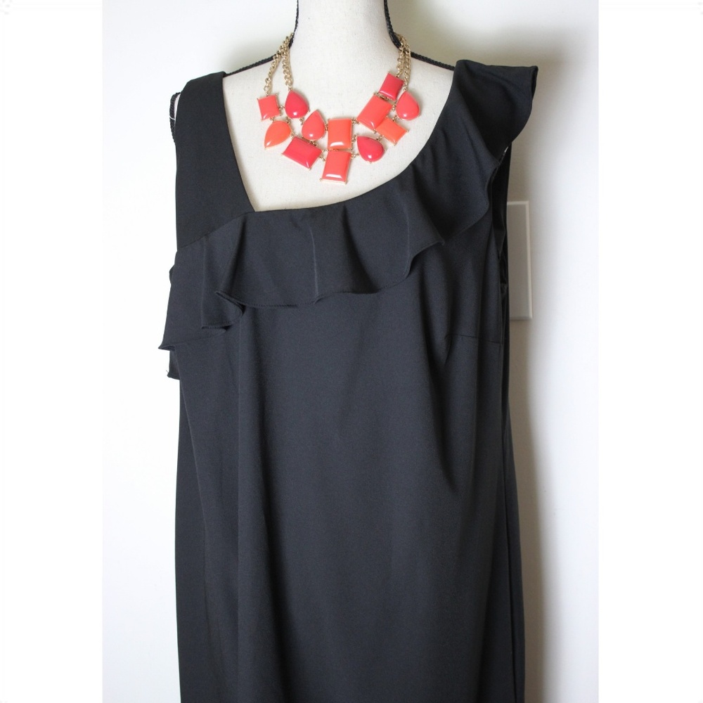 NWOT PLUS Nicole Miller Black Dress Sizes 16W - Picture 3 of 6